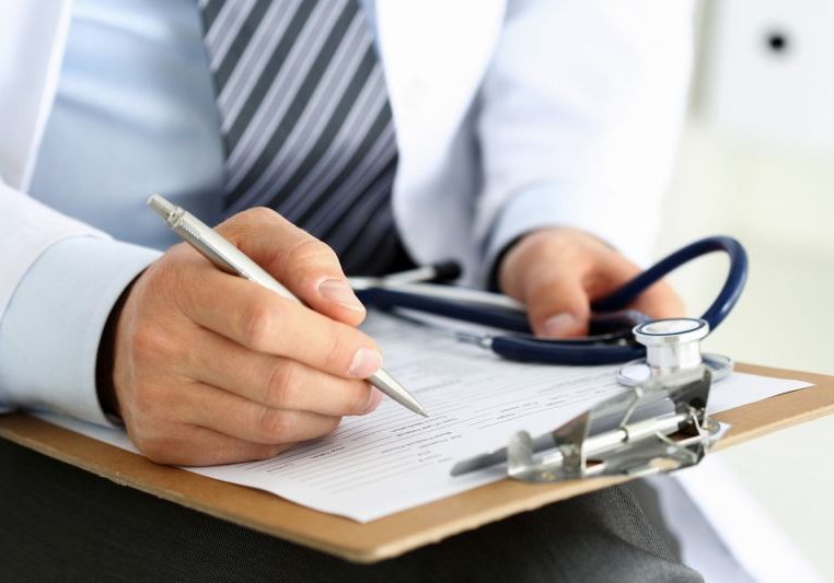 Wer von der Impfpflicht ausgenommen ist. Foto: iStock megaflopp