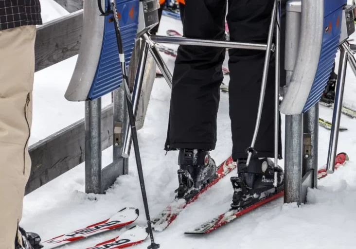 Die EU will das Thema Einheimischentarife angehen. Besonders Skigebiete begrüßen die Ankündigung. Foto: istock/Carso80
