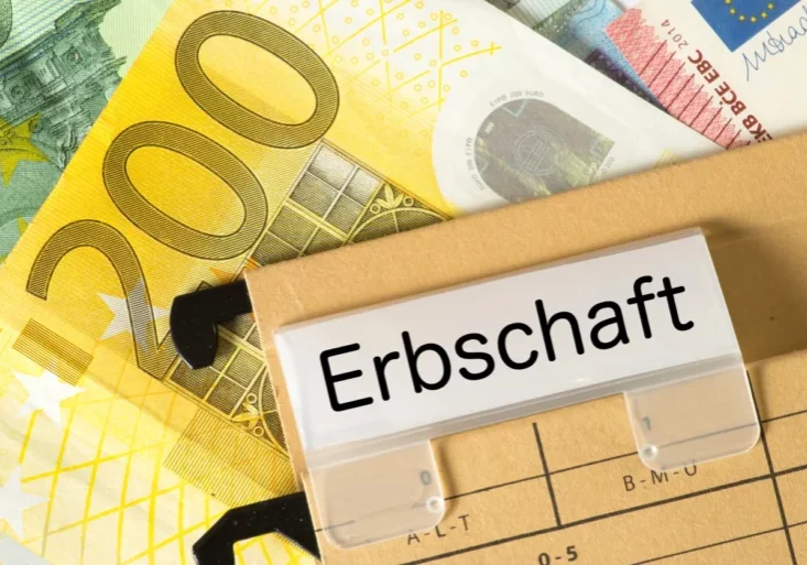 Zusätzliche Steuern will die SPÖ einführen und dazu das Volks befragen. Von der ÖVP kam postwendend die Absage zu Erbschafts- und Vermögenssteuern. Foto: istock/Stadtratte