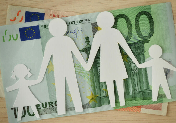 Welche Neuerungen Familien 2023 erwarten können, fasst zur-Sache zusammen. Foto: CalypsoArt