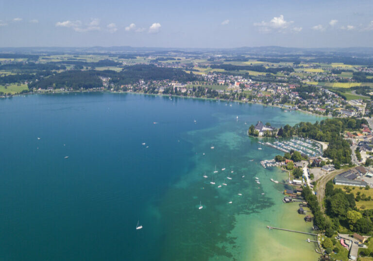 Der Attersee im Salzkammergut. Foto: iStock/ guenterguni