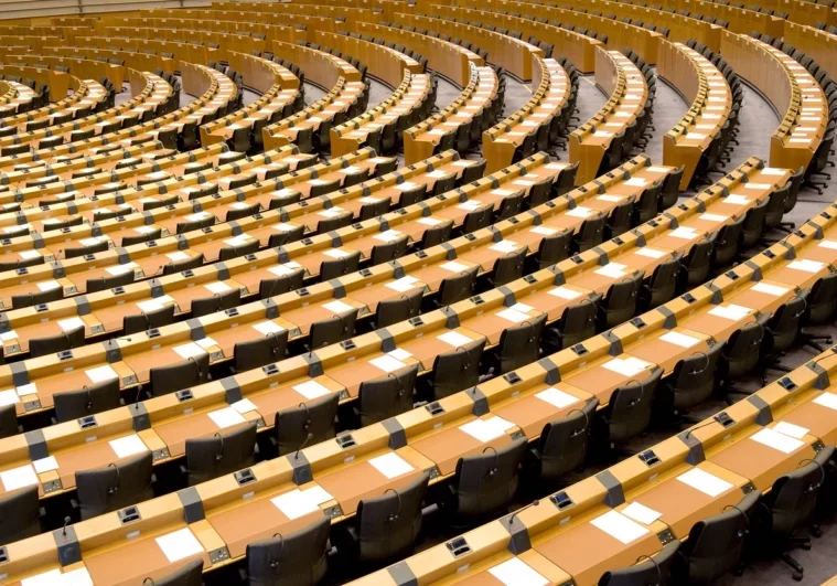 Das EU-Parlament soll laut Plänen der ÖVP in Zukunft weniger Regulierungen vornehmen. Foto: istock/Pavliha