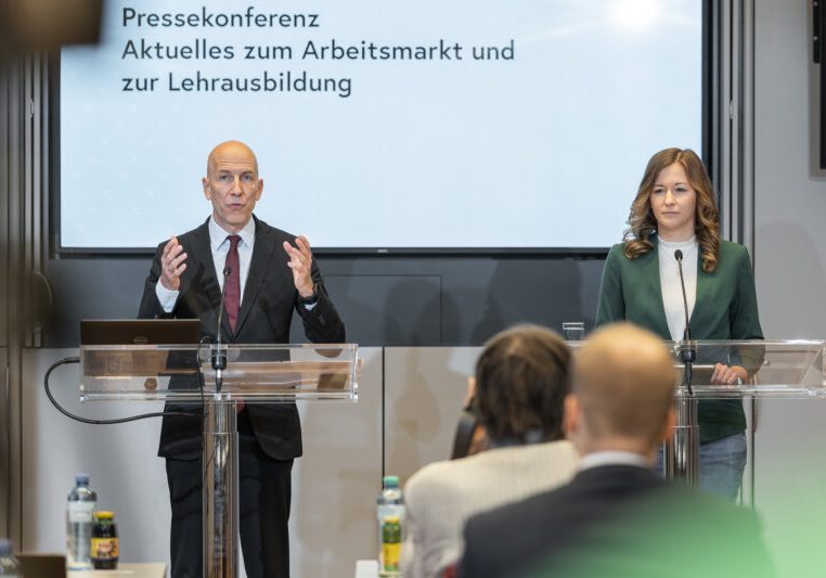 Mit Ende September befinden sich österreichweit insgesamt 108.091 Lehrlinge in Ausbildung. 101.951 davon werden in Unternehmen ausgebildet, 6.140 sind in einer überbetrieblichen Lehrausbildung im Auftrag des AMS. Foto: BMAW / Holey