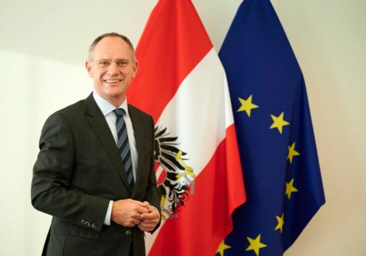 Innenminister Gerhard Karner zieht eine erste positive Zwischenbilanz über die Hilfslieferungen in die Ukraine. Foto: BMI / Karl Schober