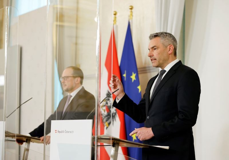 Bundeskanzler Karl Nehammer sprach von "enormer Hochachtung" für die Menschen in der Ukraine, die derzeit um ihre Existenz, ihren Staat und ihr Heimatland kämpfen. Foto: BKA / Dragan Tatic
