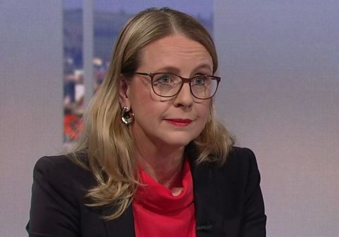 Europa müsse sich emanzipieren, sagte Wirtschaftsministerin Margarete Schramböck in der ORF-Pressestunde. Screenshot: ORF TVthek / ORF-Pressestunde