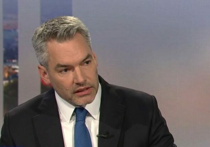 „Das Russland die Ukraine angreift ist ein Paradigmenwechsel“, erklärte der Bundeskanzler in der ORF-„Pressestunde“. Screenshot: ORF-TVthek / ORF-"Pressestunde"
