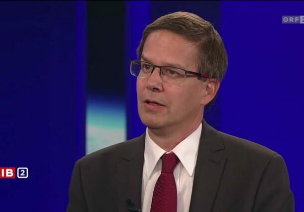 Im Interview in der ZiB2 konnte der Rechtsexperte Univ. Prof. Robert Kert zu den Vorwürfen aus juristischer Sicht klar Stellung beziehen. - Screenshot: ORF.at