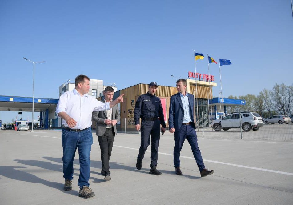 Flüchtlingskoordinator Michael Takacs reiste am Montag in die Republik Moldau um sich vor Ort ein Bild er aktuellen Flüchtlingssituation zu machen. Foto: Jürgen Makowecz