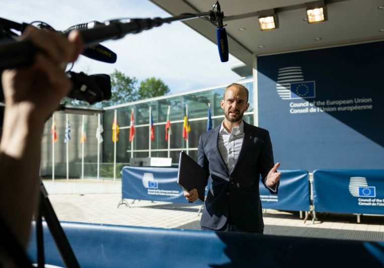 Staatssekretär Florian Tursky beim Rat der Minister für Telekommunikation: Elektro-Standards vereinheitlichen, Künstliche Intelligenz fördern, Rechte der Bürger sichern. Foto: Christopher Dunker