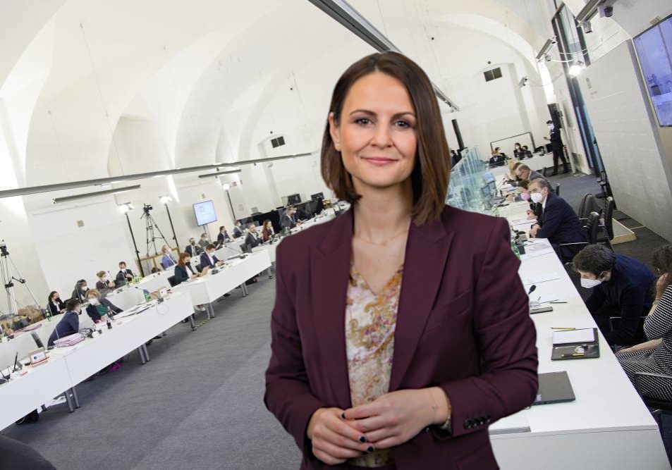 ÖVP-Abgeordnete Corinna Scharzenberger: Justizangehörige bestätigen, dass es keinen Einfluss auf die Justiz gegeben hat. Foto: Parlamentsdirektion / Thomas Topf / Büro Scharzenberger