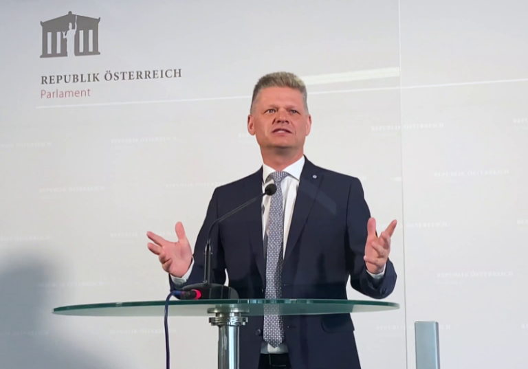 Andreas Hanger: Vorwürfe lösen sich auf. Foto: Zur-Sache/Michael Tögel